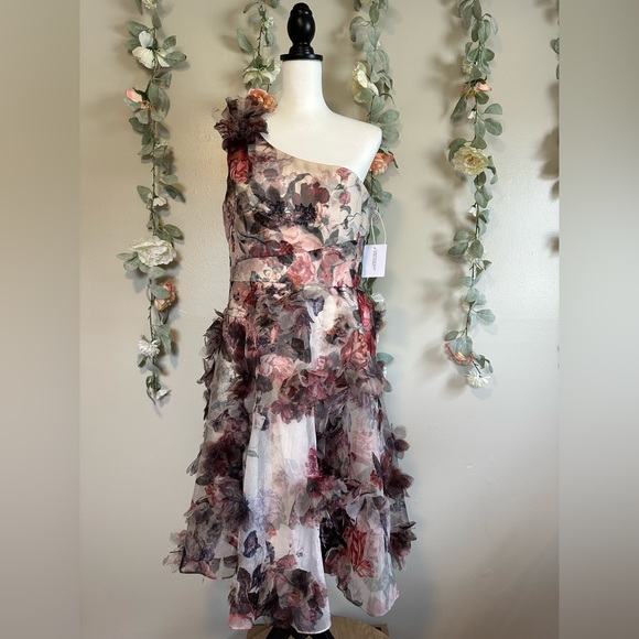 Marchesa Notte Floral One-Shoulder Dress - Picture 5 of 11